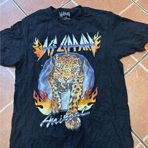 Def Leppard Graphic T-Shirt